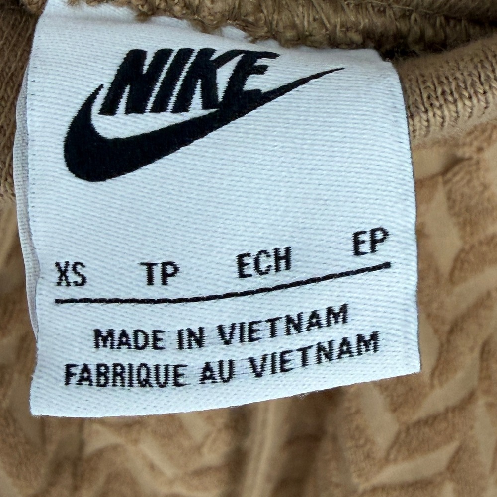 Nike Sportswear Womens Chevron Textured Terry Joggers Tan XS DQ6328-258 - Picture 4 of 8